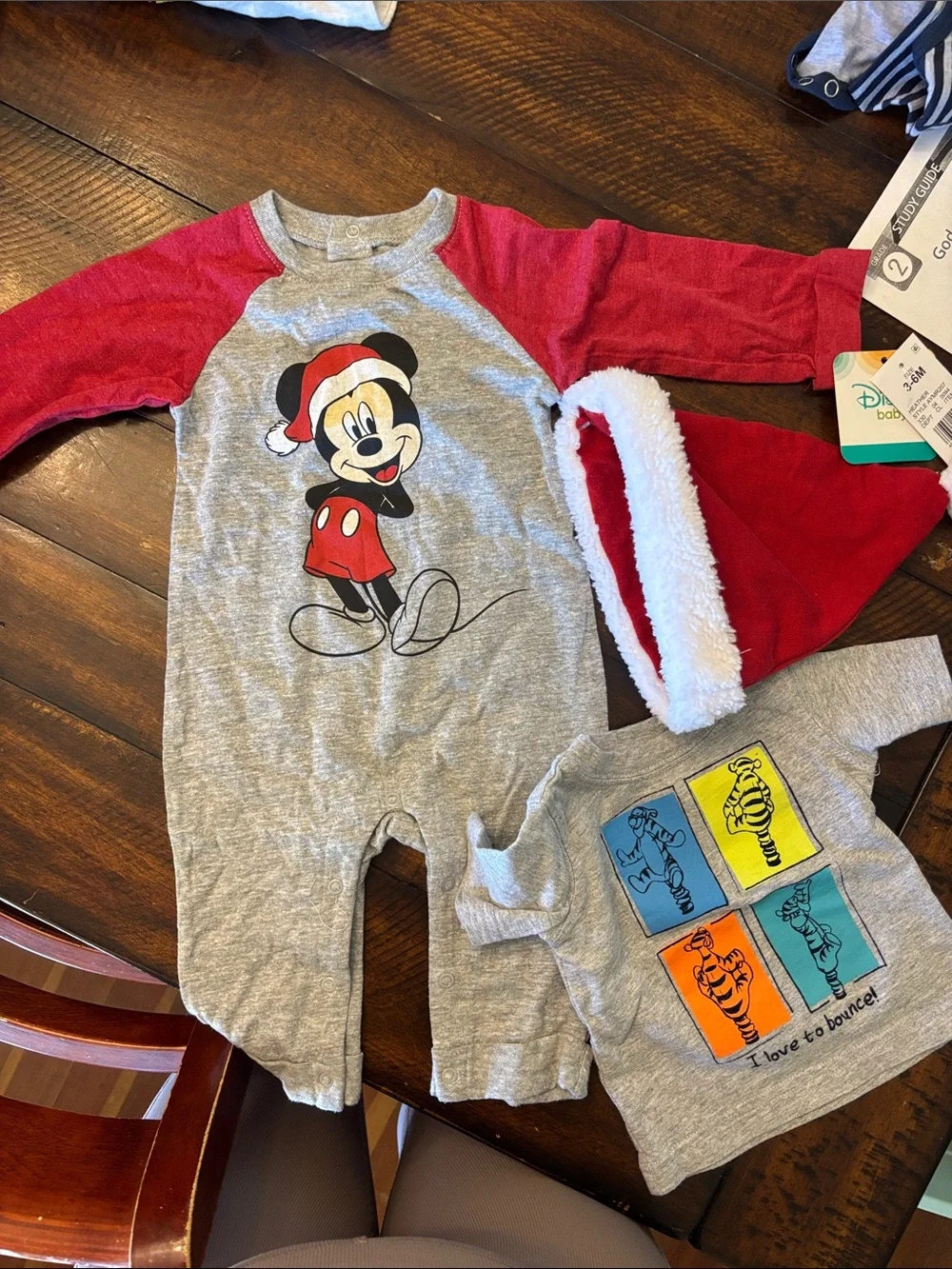 Disney Grey & Red Mickey Mouse Holiday Footie One-Piece, Tigger Shirt